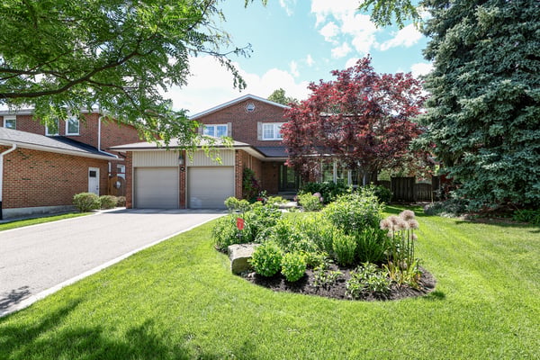 20 Carnegie Crescent, Toronto, ON