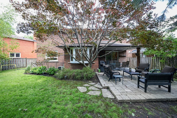20 Carnegie Crescent, Toronto, ON