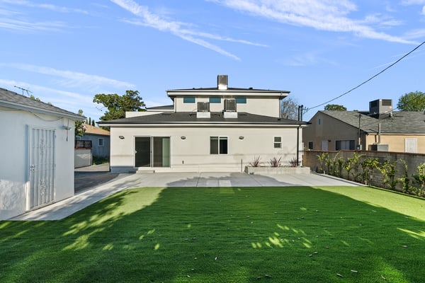 6051 Teesdale Ave, Valley Glen, CA