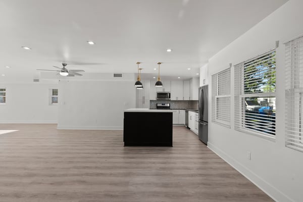 6051 Teesdale Ave, Valley Glen, CA