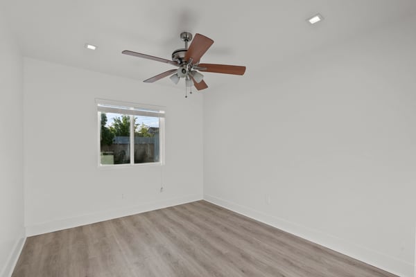 6051 Teesdale Ave, Valley Glen, CA