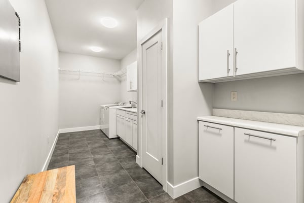 3037 Roan Hill Drive, Belleville, IL