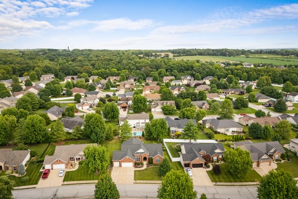 3037 Roan Hill Drive, Belleville, IL