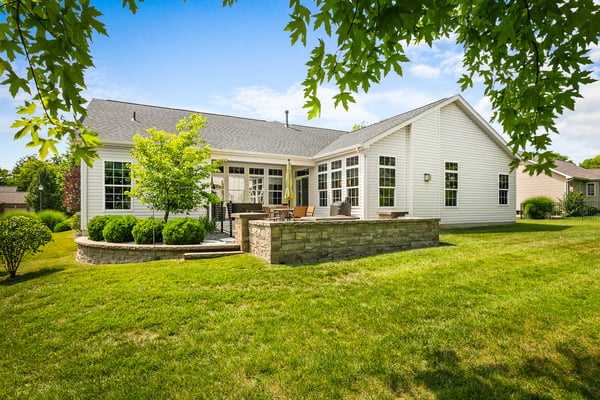3037 Roan Hill Drive, Belleville, IL
