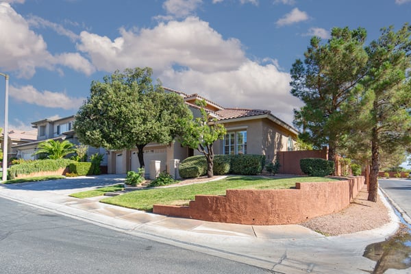 11000 Arbor Pine Ave, Las Vegas, NV