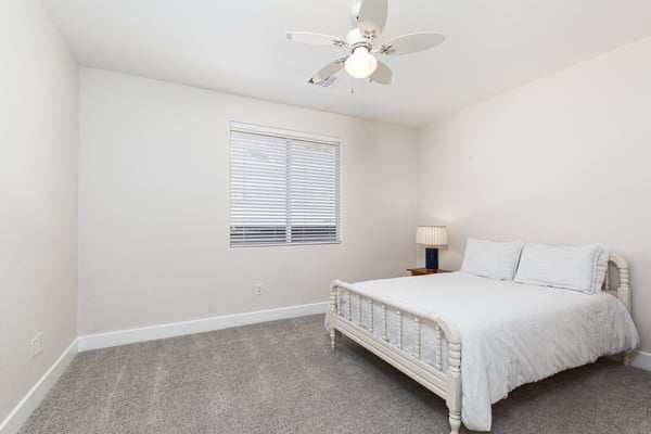 11000 Arbor Pine Ave, Las Vegas, NV