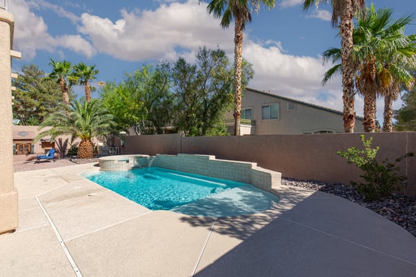 11000 Arbor Pine Ave, Las Vegas, NV