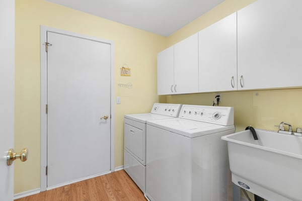 1st floor laundry