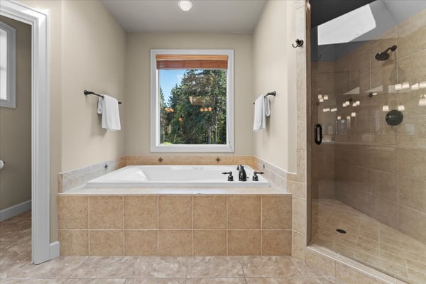 20685 S MONPANO OVERLOOK DR, Oregon City, OR