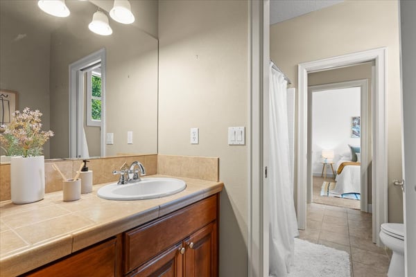 20685 S MONPANO OVERLOOK DR, Oregon City, OR
