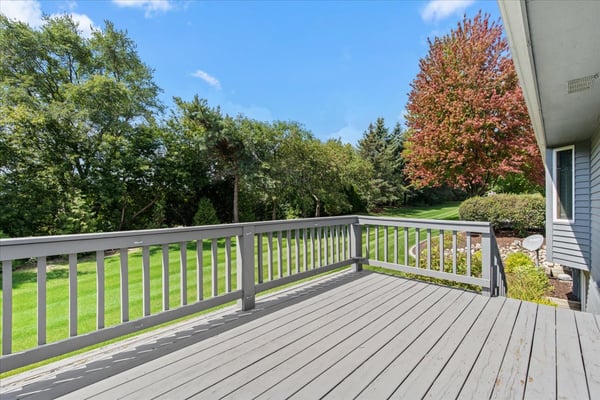 1222 Hidden Fields Dr, West Bend, WI