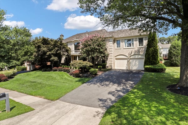 12606 Tolman Rd, Fairfax, VA