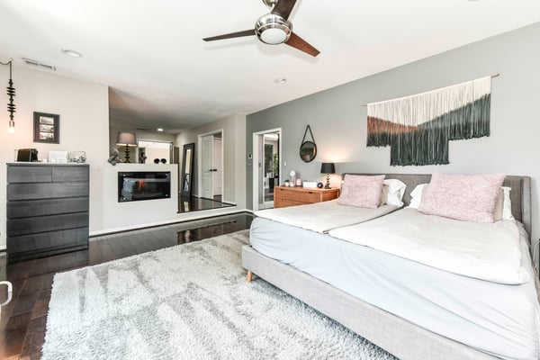 12606 Tolman Rd, Fairfax, VA
