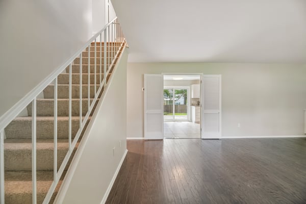 13151 Pavilion Ln, Fairfax, VA
