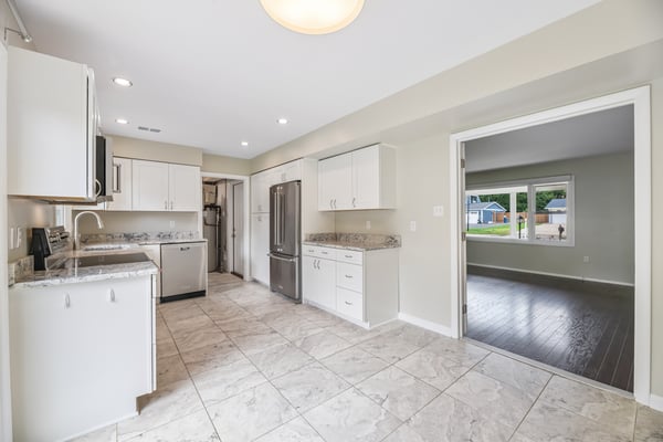13151 Pavilion Ln, Fairfax, VA