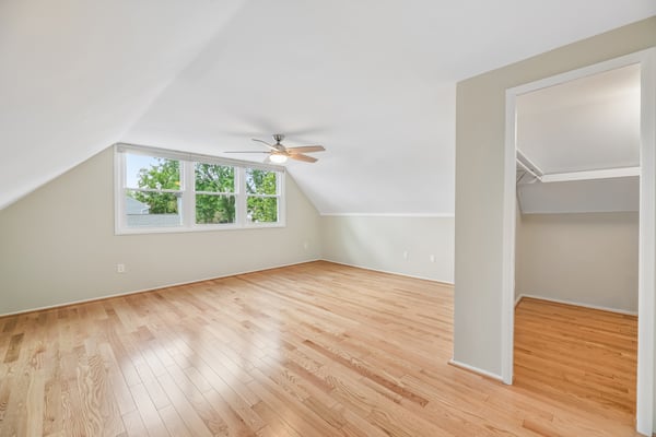 13151 Pavilion Ln, Fairfax, VA
