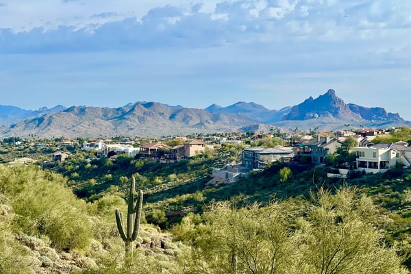 Captivating mountain and desert vistas stretch across the horizon from this elevated homesite. The spectacular Fountain Hills scenery creates a truly memorable setting and adds significant appeal to the property.