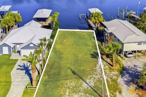 7304 S. Lagoon Drive, PANAMA CITY BEACH, FL