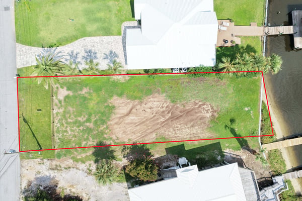 7304 S. Lagoon Drive, PANAMA CITY BEACH, FL