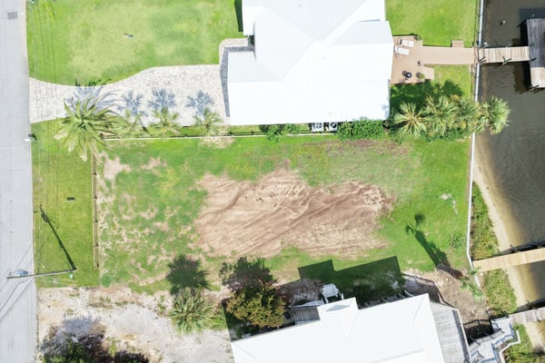 7304 S. Lagoon Drive, PANAMA CITY BEACH, FL