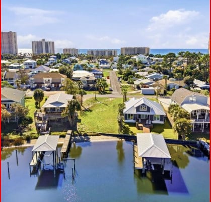 7304 S. Lagoon Drive, PANAMA CITY BEACH, FL