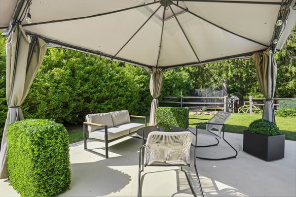 5520 Clearview Road, Gibsonia, PA