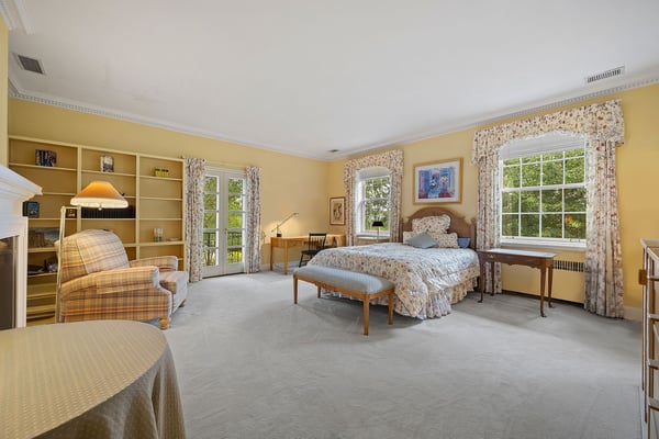 406 Hillside Drive, Sewickley, PA