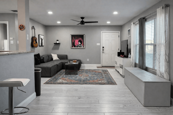 2450 Ashdale Dr., 210, Austin, TX