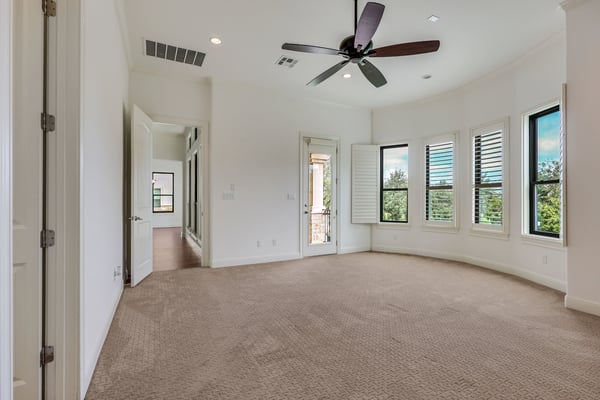 2210 University Club Drive, 10A, Austin, TX
