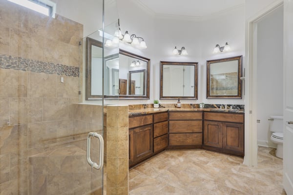 2210 University Club Drive, 10A, Austin, TX