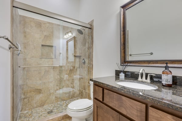 2210 University Club Drive, 10A, Austin, TX