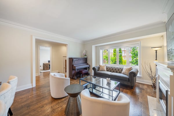 109 Dell Park Ave, North York, ON
