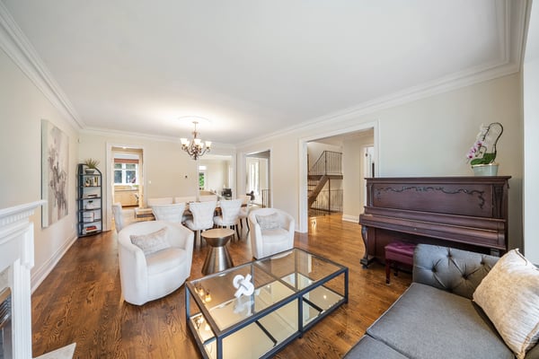 109 Dell Park Ave, North York, ON