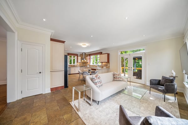 109 Dell Park Ave, North York, ON