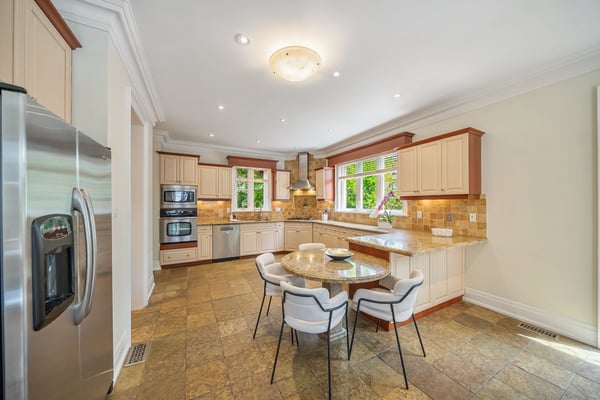 109 Dell Park Ave, North York, ON