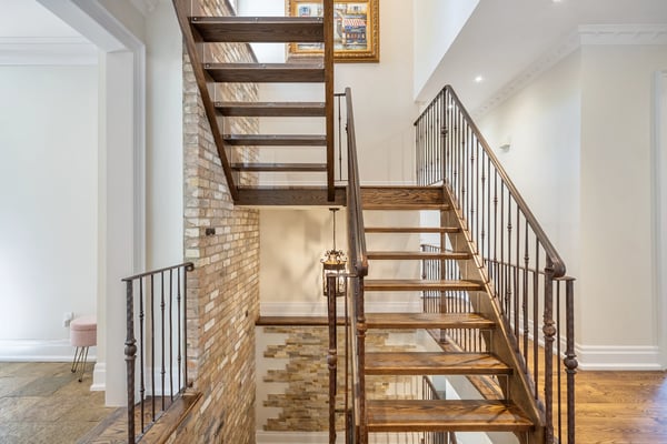 109 Dell Park Ave, North York, ON