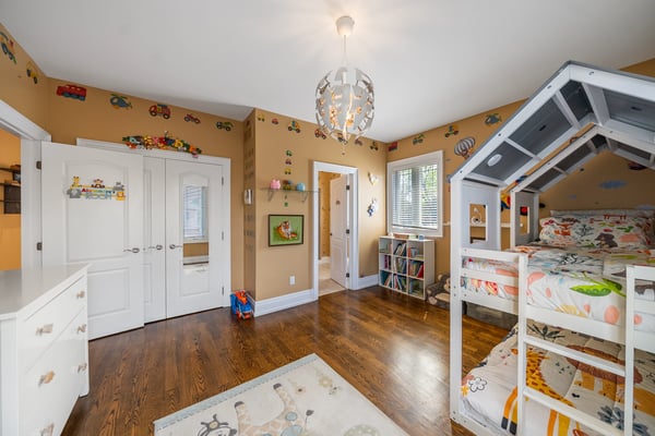 109 Dell Park Ave, North York, ON