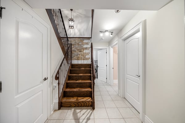 109 Dell Park Ave, North York, ON