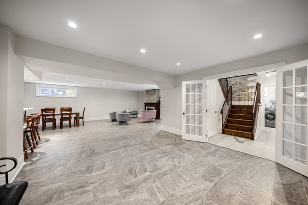 109 Dell Park Ave, North York, ON