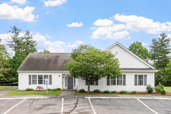 22 Dixon Drive, Litchfield, NH