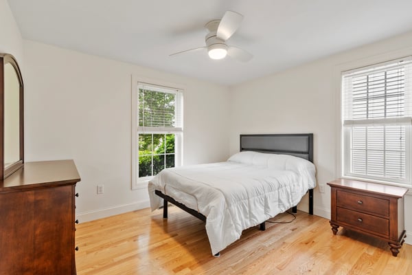 22 Dixon Drive, Litchfield, NH