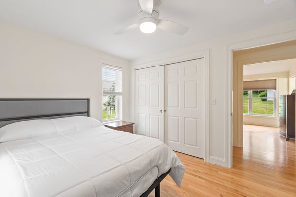 22 Dixon Drive, Litchfield, NH