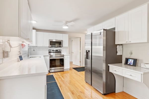 22 Dixon Drive, Litchfield, NH