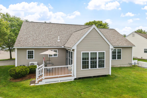 22 Dixon Drive, Litchfield, NH