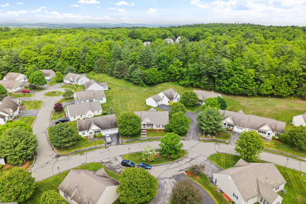 22 Dixon Drive, Litchfield, NH