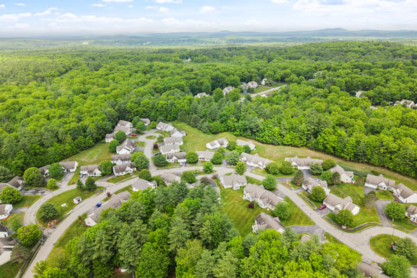22 Dixon Drive, Litchfield, NH