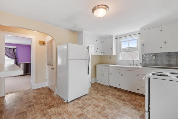 98 Vine St, Nashua, NH