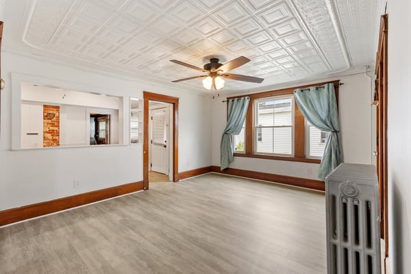 98 Vine St, Nashua, NH