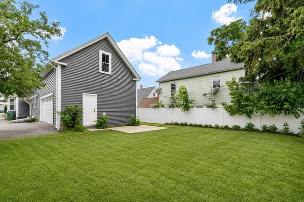 98 Vine St, Nashua, NH