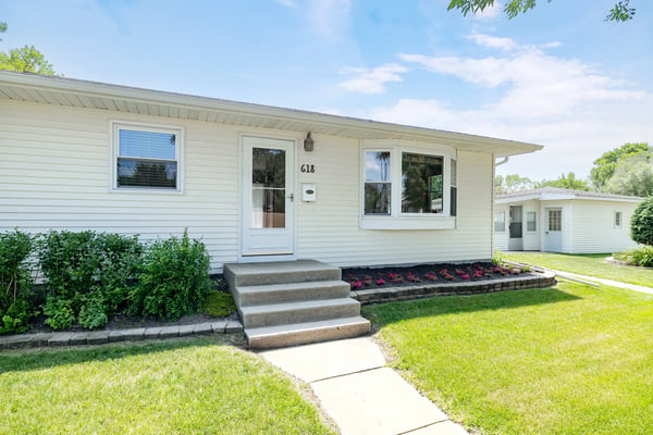 618 5th St SE, East Grand Forks, MN